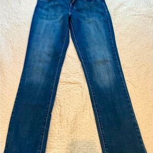 Levi's Midrise Skinny Denim Jeans size 8, length 30.